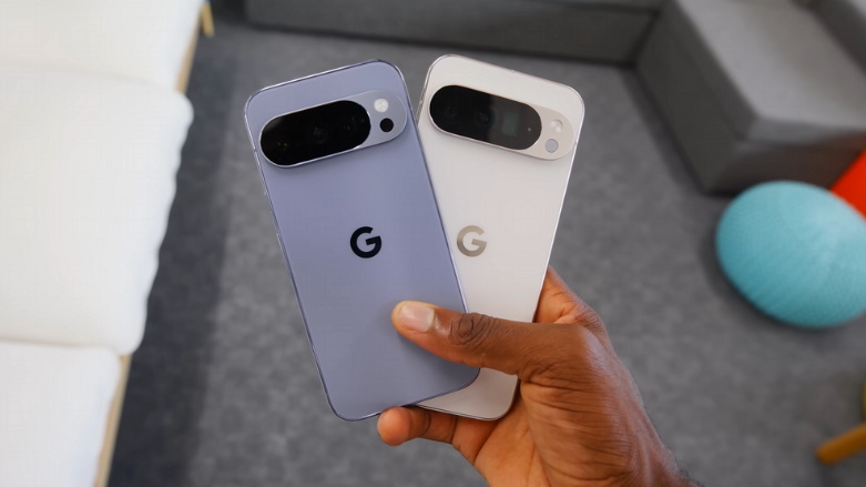 Pixel 10 सीरीज गूगल का फर्स्ट इम्प्रेशन साफ है डिज़ाइन बिल्ड क्वालिटी को और ऊपर ले गया है।