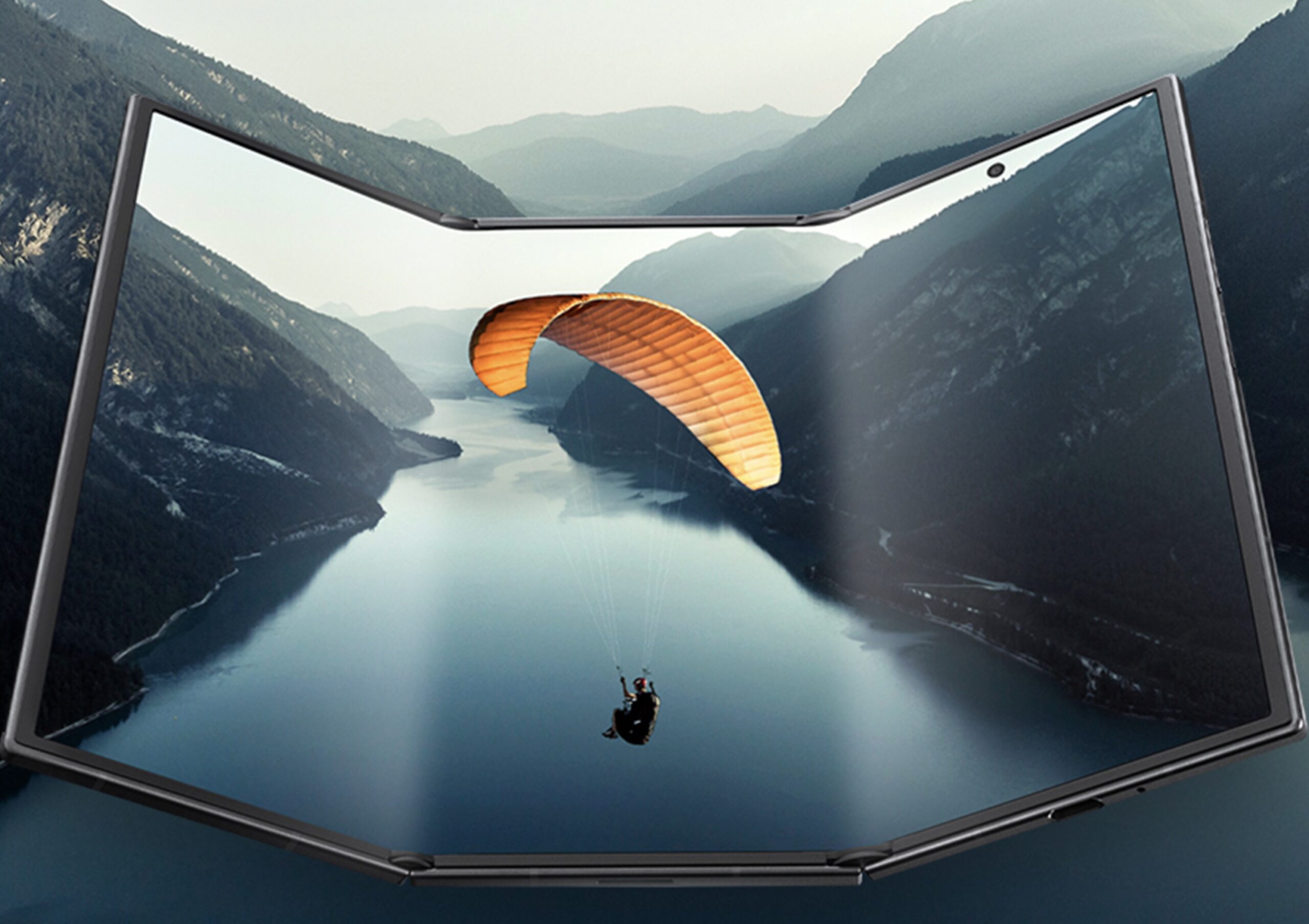 Samsung Galaxy Z Trifold battery, processor, camera